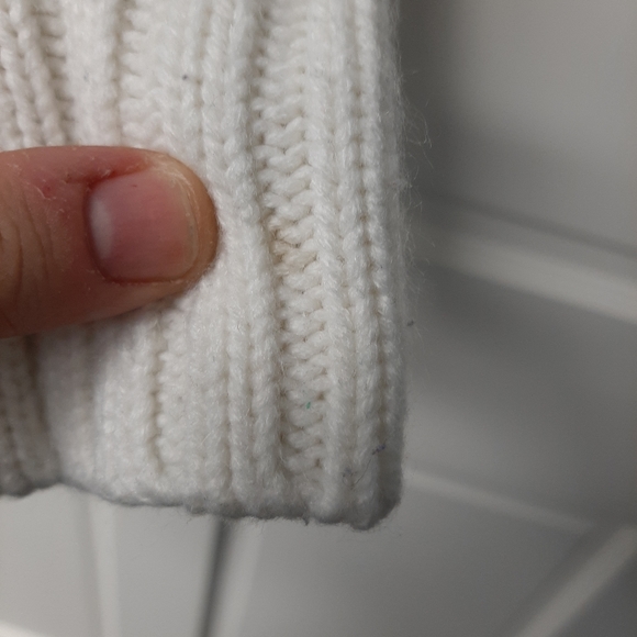 Chunky CATO Sweater - Picture 5 of 5